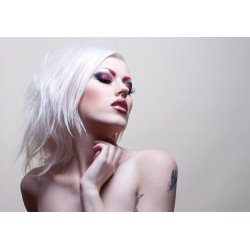 Blonde Haare tönen mit White Toner von Directions